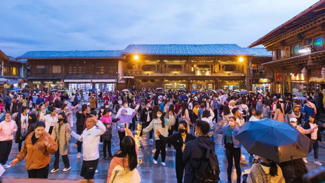 Thành cổ Dukezong - thị trấn Tây Tạng cổ ở Shangrila