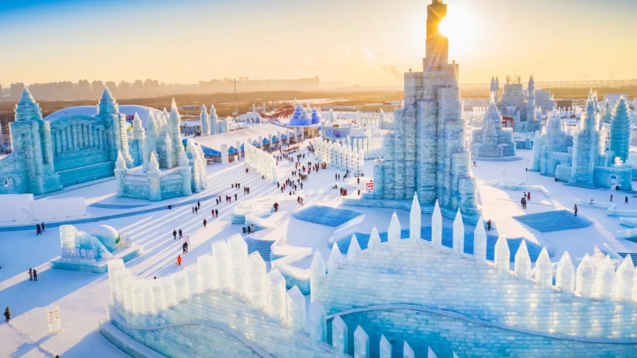 Thế giới Băng Tuyết Ice and Snow World – điểm nhấn trong tour Cáp Nhĩ Tân