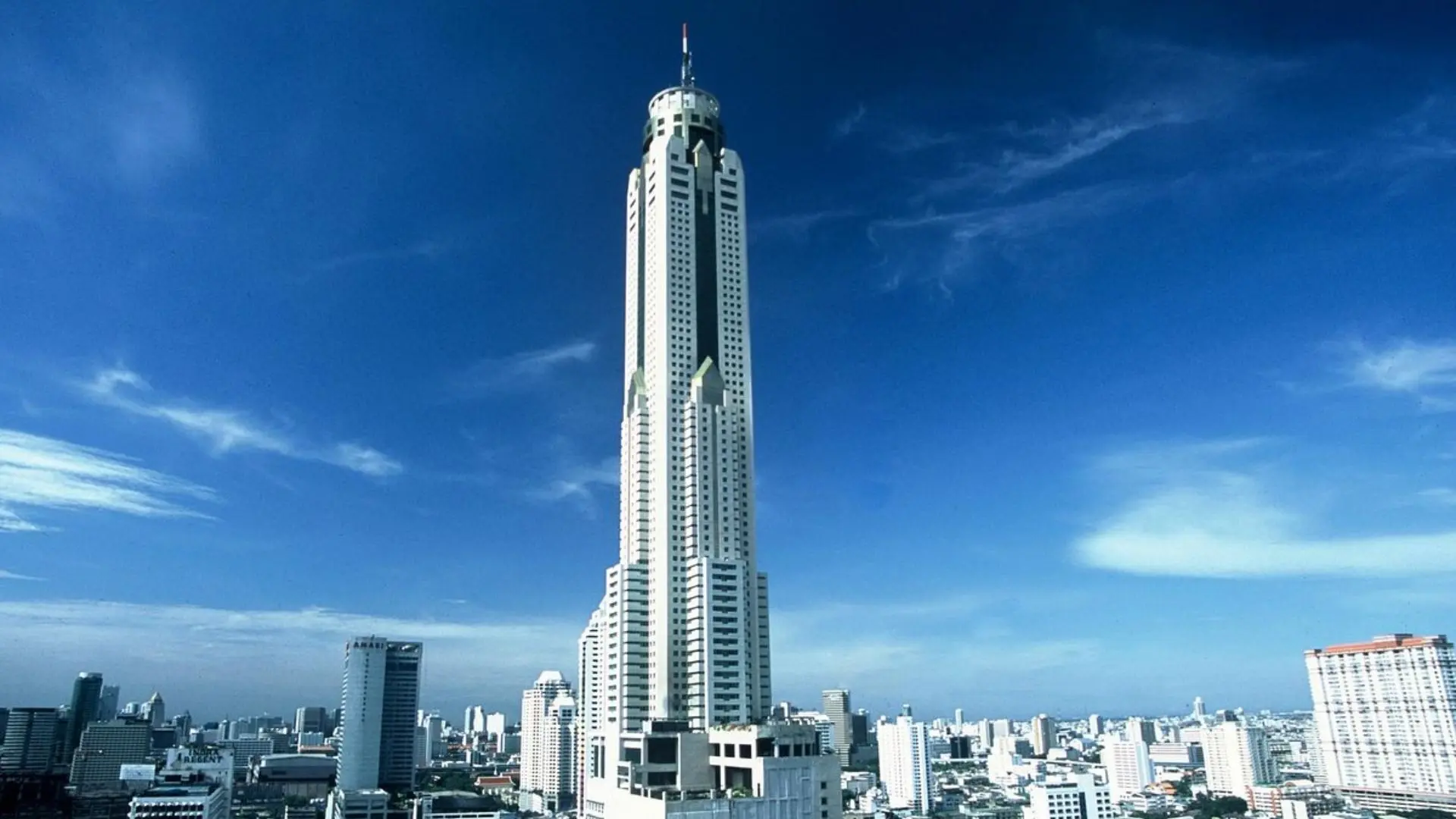 Thưởng thức Buffet tại Baiyoke Sky 86 tầng