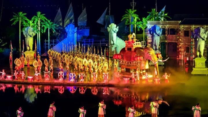 Đắm chìm trong nghệ thuật dân gian đặc sắc Trung Hoa