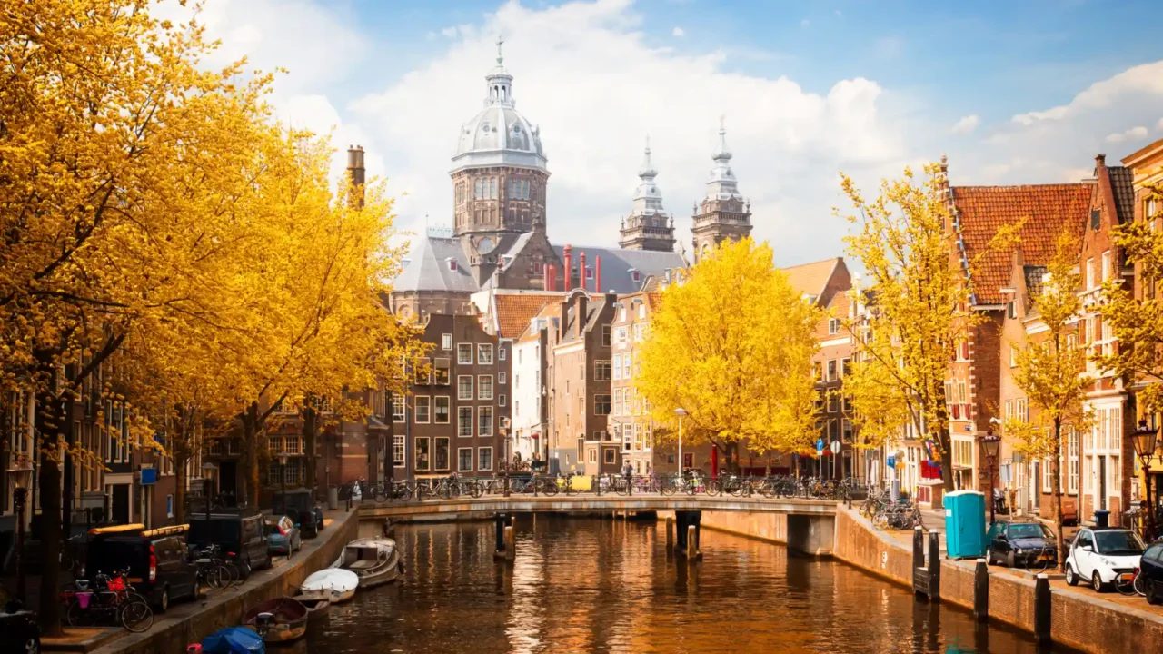 Tour Châu Âu 9 ngày 5 đêm Amsterdam