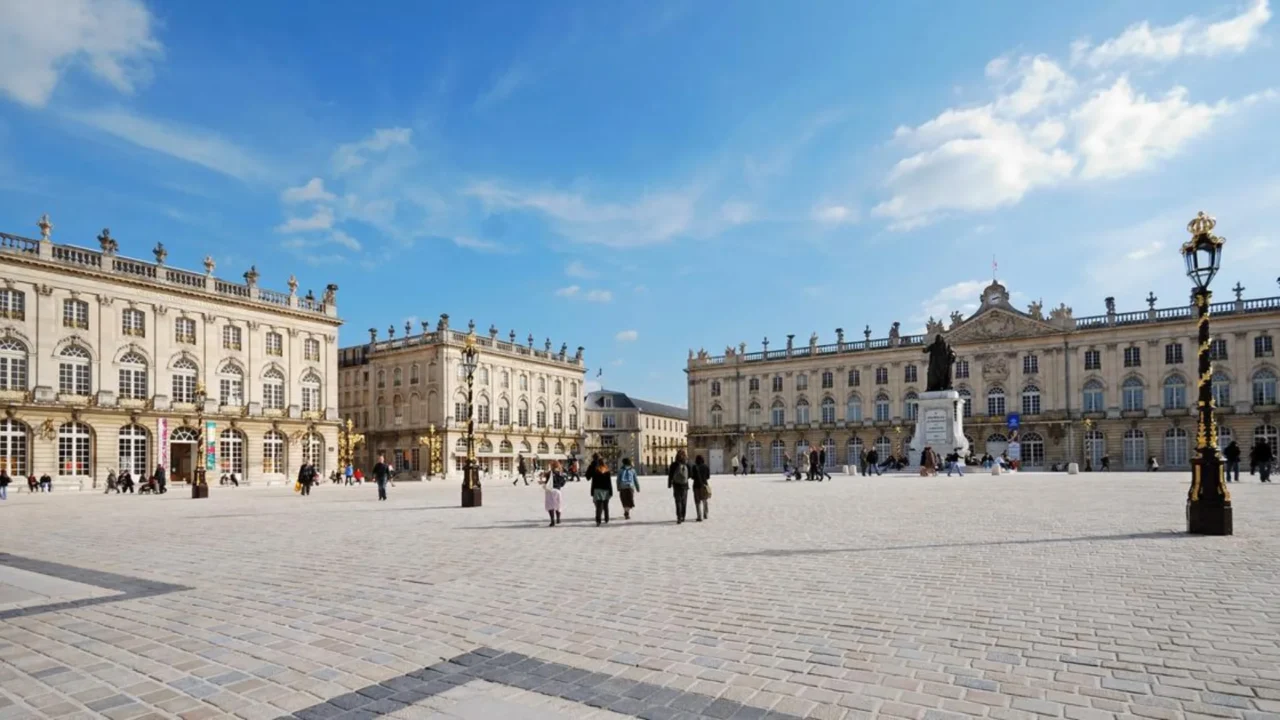 Tour Châu Âu 9 ngày 5 đêm quảng trường Place Stanislas