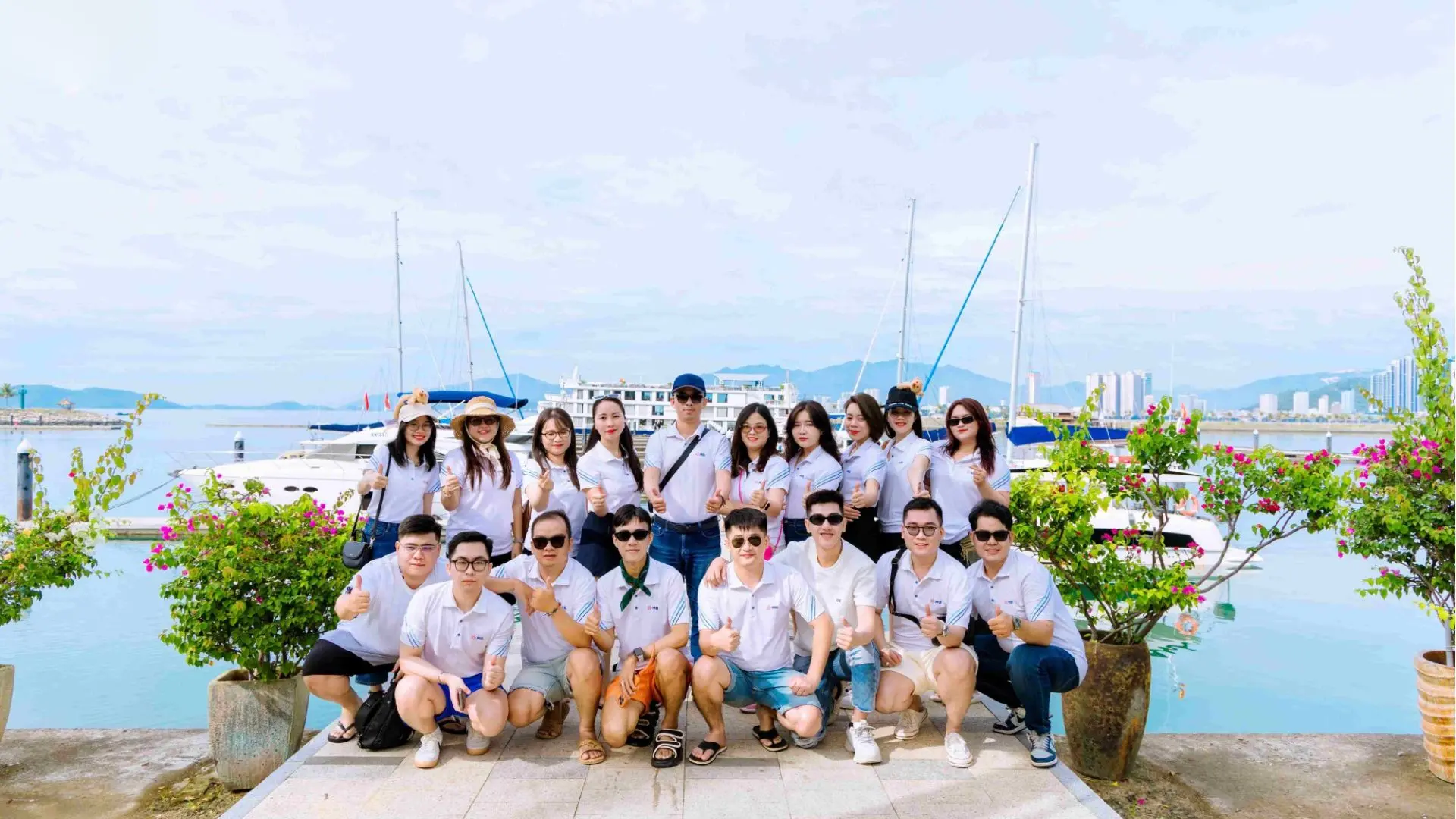 tour đoàn ngân hàng thiết kế riêng cho từng chi nhánh