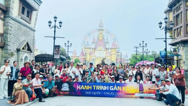 Tour đoàn nhà phân phối Nhựt Tùng check-in Phú Quốc