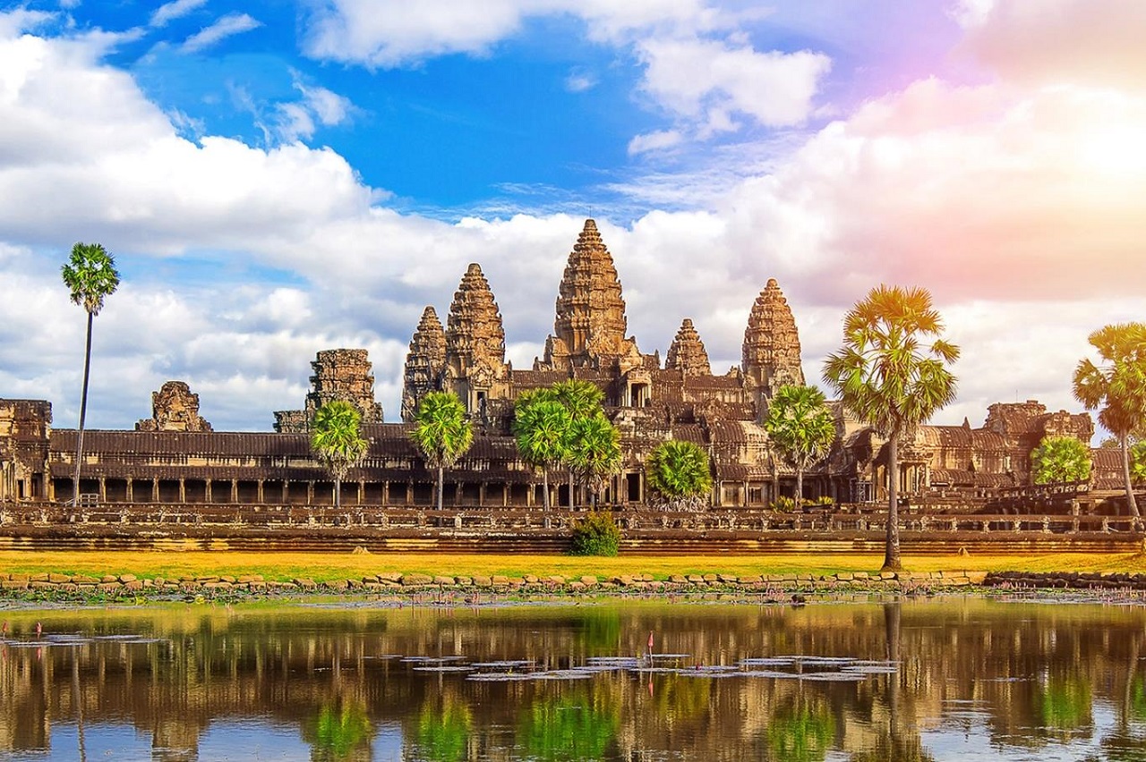 Tour du lịch Campuchia 4 ngày 3 đêm: Viếng thăm vương quốc Campuchia