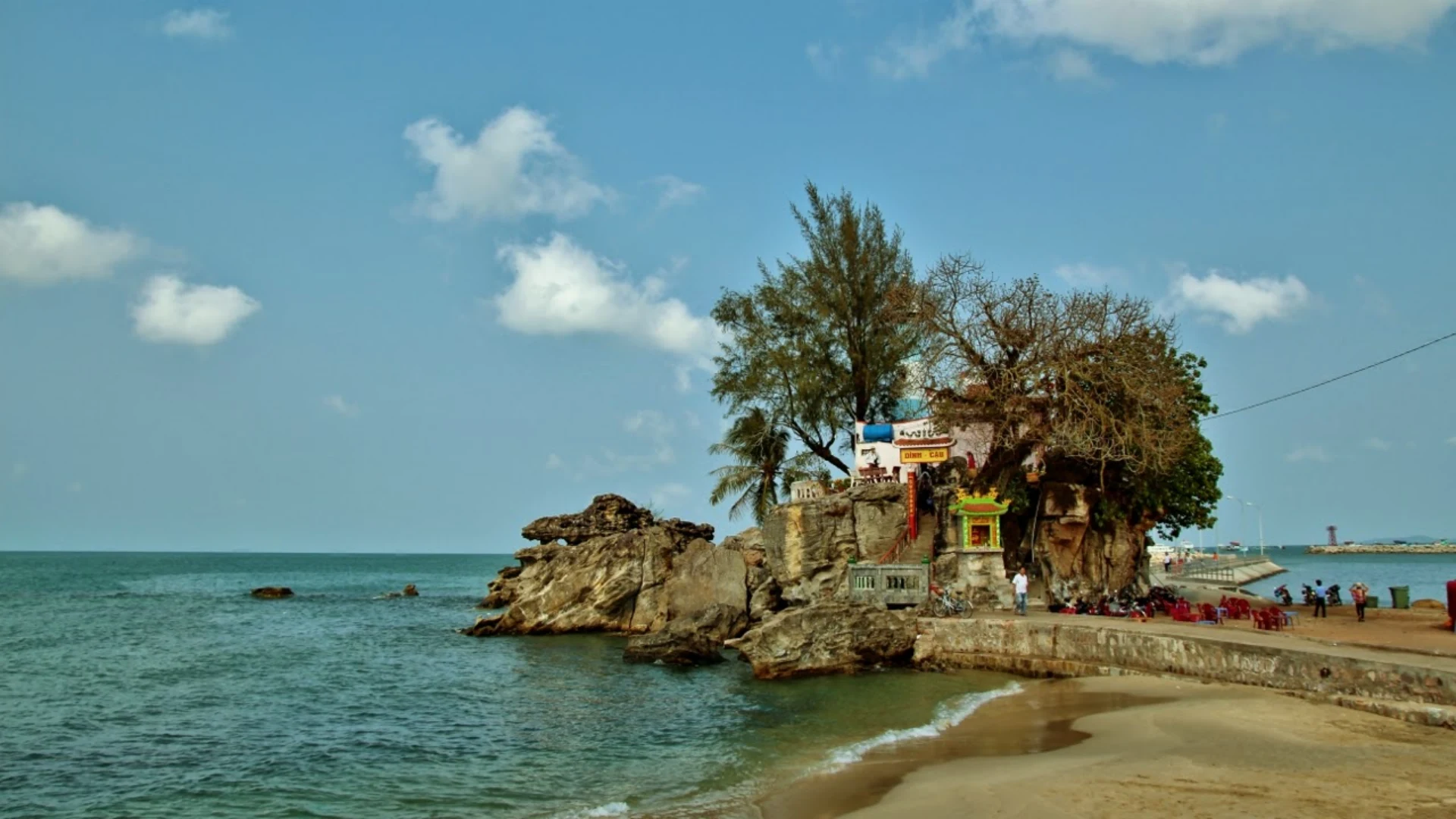 tour-du-lich-phu-quoc-nu-cuoi-me-kong-dinh-cau