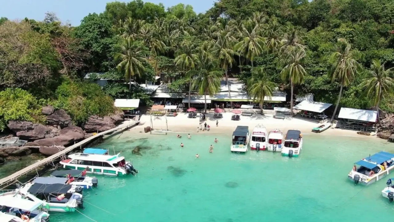 tour-du-lich-phu-quoc-nu-cuoi-me-kong-hon-mong-tay