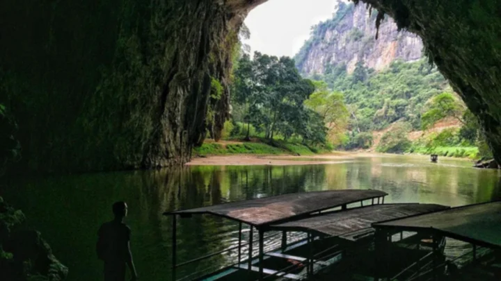 Động Puông bí ẩn tour Hà Nội Hà Giang Nụ Cười Mê Kông