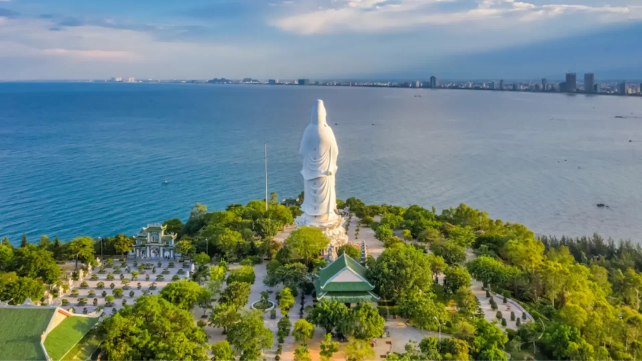 Tour miền Trung 5 ngày 4 đêm Bán Đảo Sơn Trà