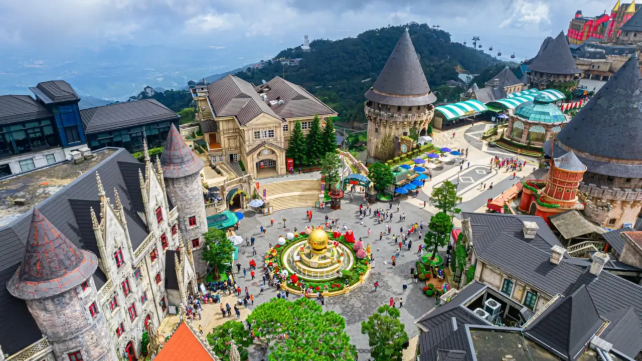 Tour miền Trung 5 ngày 4 đêm Fantasy Park