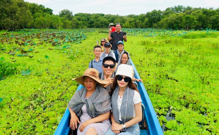 Tour Sài Gòn miền Tây 2 ngày 1 đêm giá rẻ