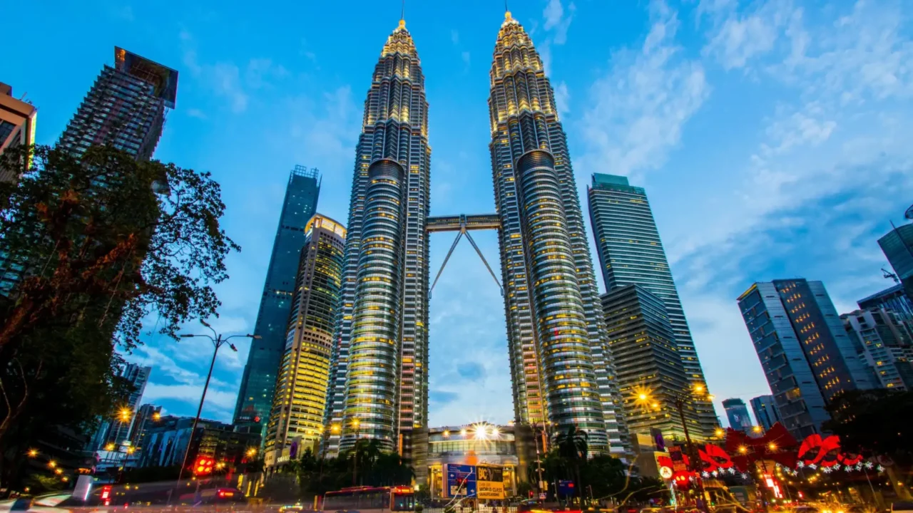 Tháp Đôi Petronas Malaysia