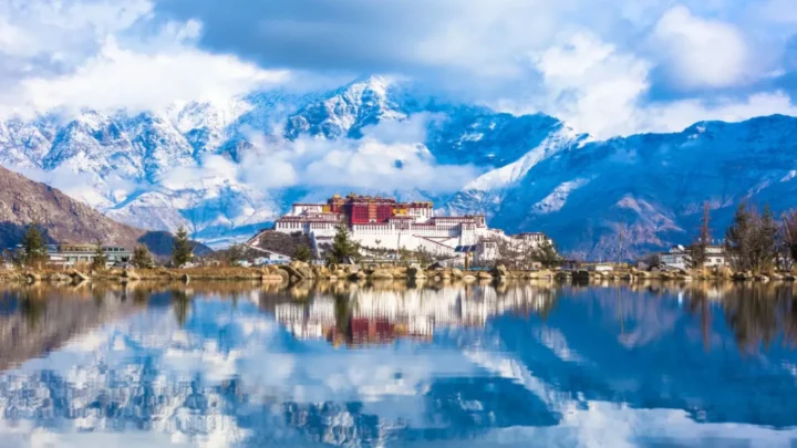 tour-tay-tang-nu-cuoi-me-kong-cung-dien-potala