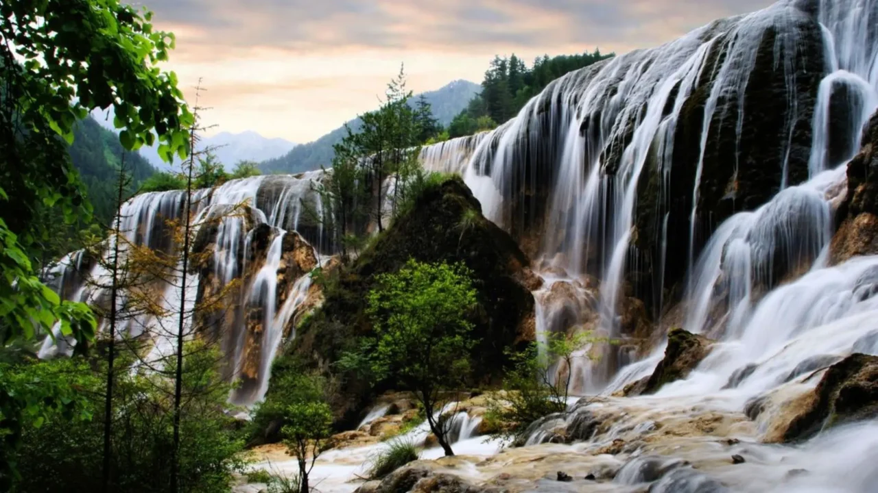 tour-thanh-do-trung-quoc-nu-cuoi-me-kong-thac-tran-chau
