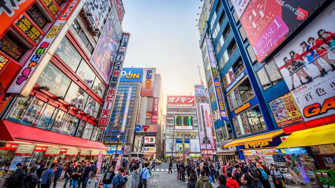 Tour Tokyo khám phá khu phố điện tử Akihabara thiên đường công nghệ Nhật Bản