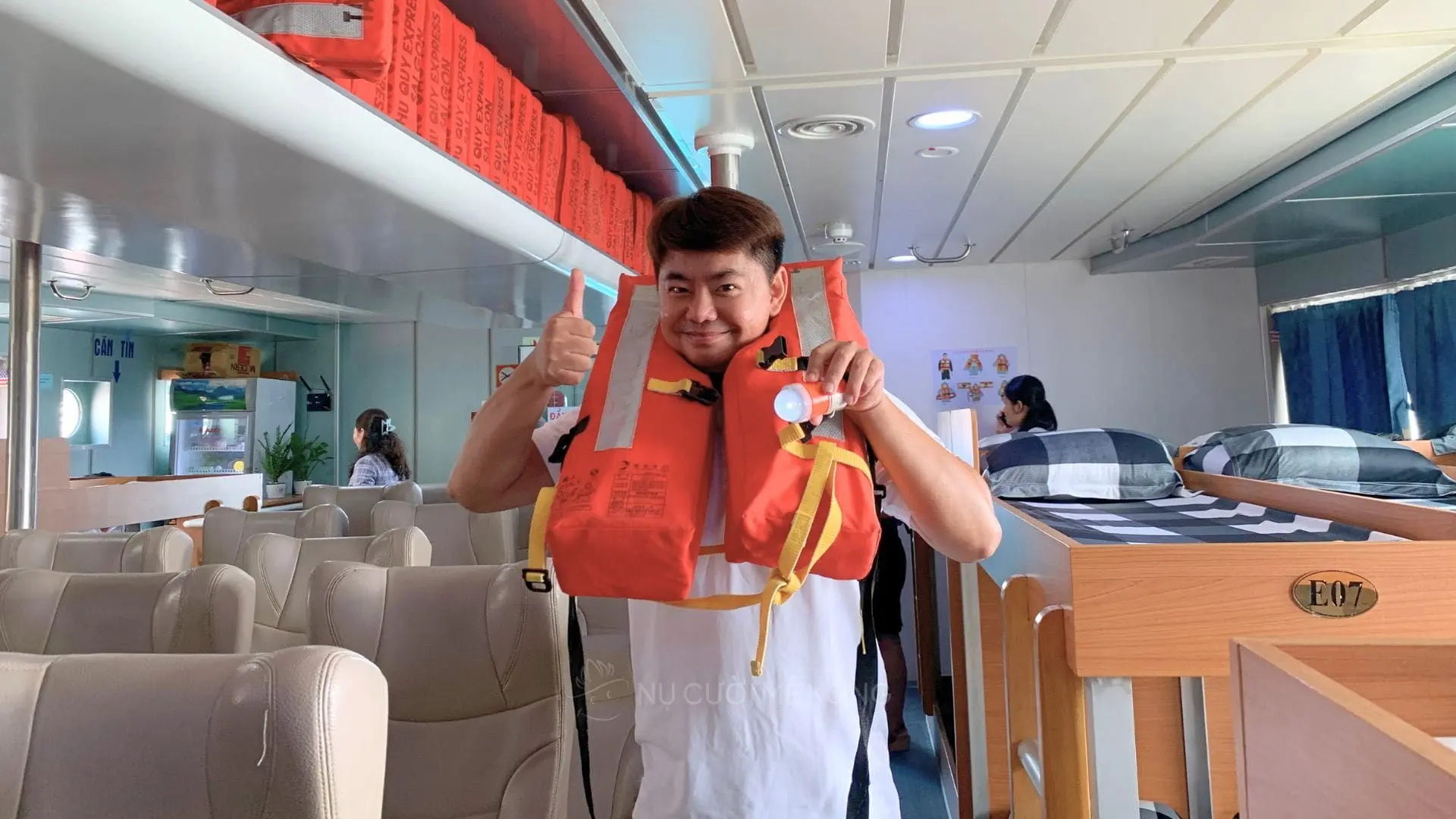 Trải nghiệm đi tàu Phú Quý Express an toàn nhanh chóng của khách hàng