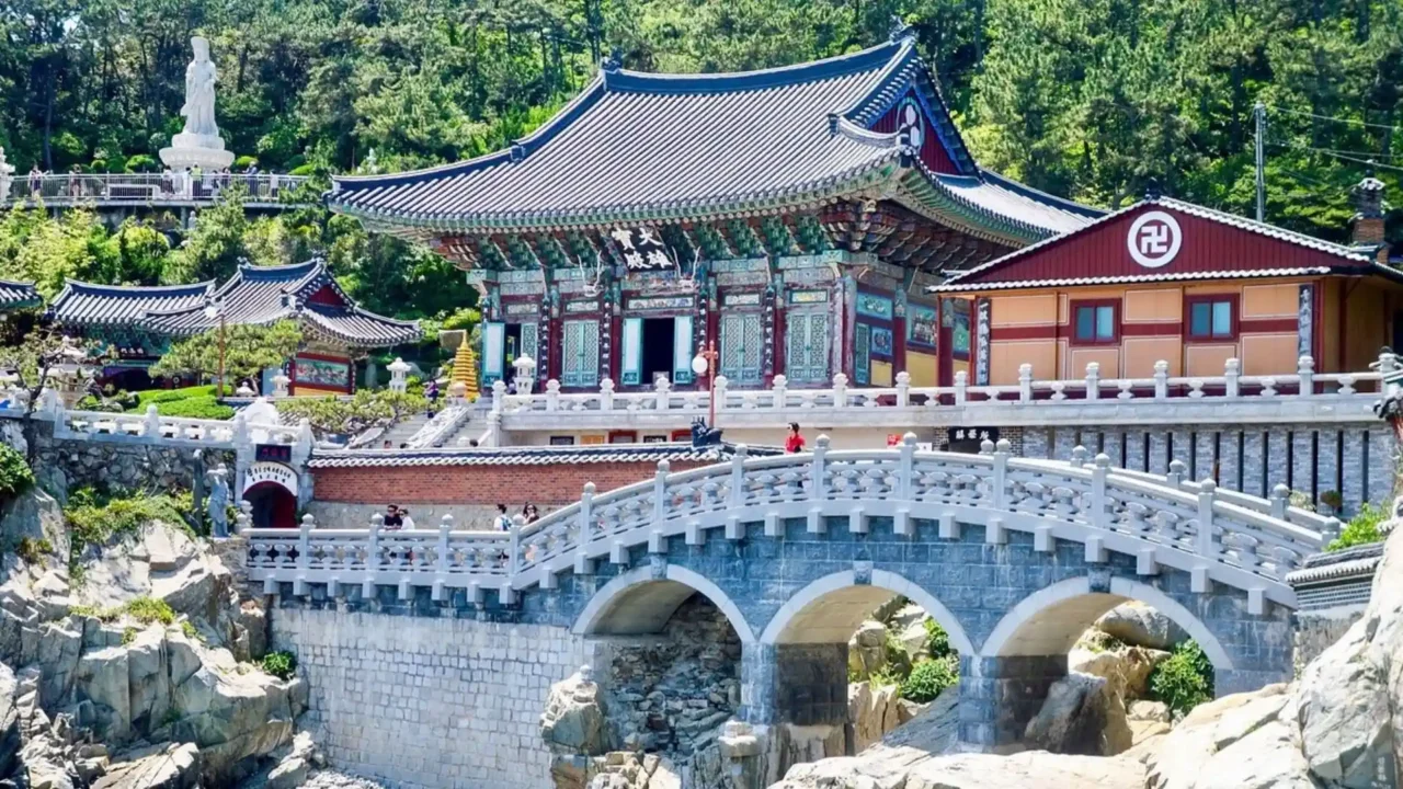 Trải nghiệm không gian tâm linh và sáng tạo độc đáo tại Busan