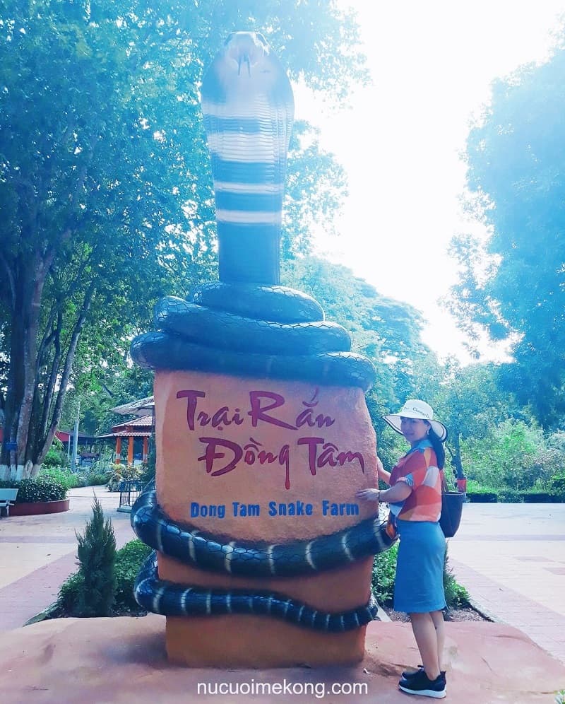 Trại rắn Đồng Tâm ở Tiền Giang