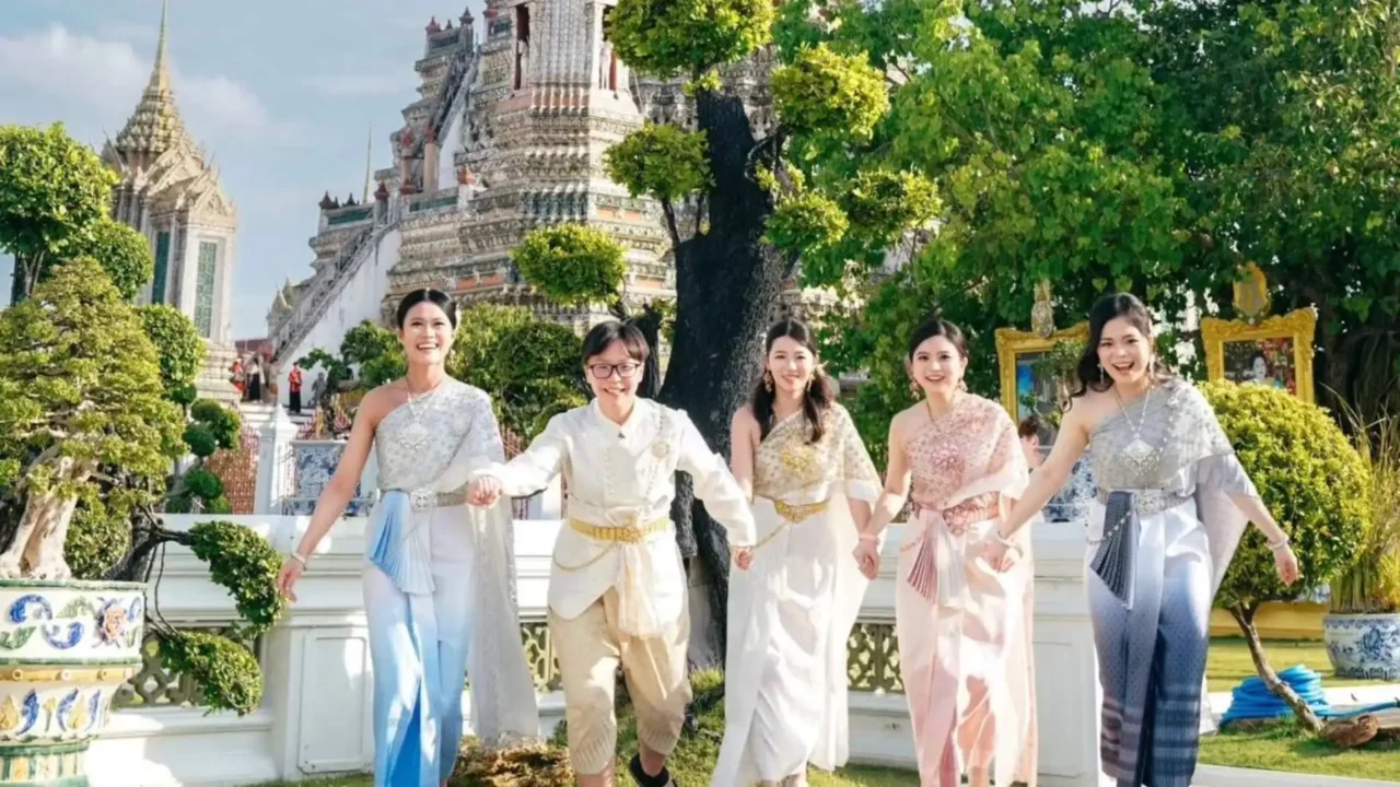 Trang phục truyền thống Thái Lan