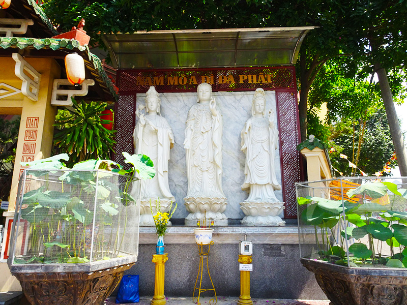Tượng Phật A Di Đà và 2 vị bồ tát