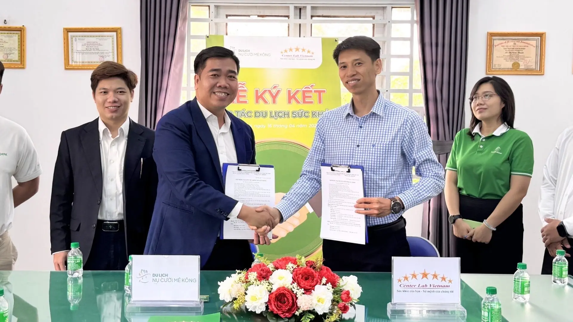 nhận ưu đãi qua zalo mini app và sử dụng trực tiếp tại trung sơn clinic