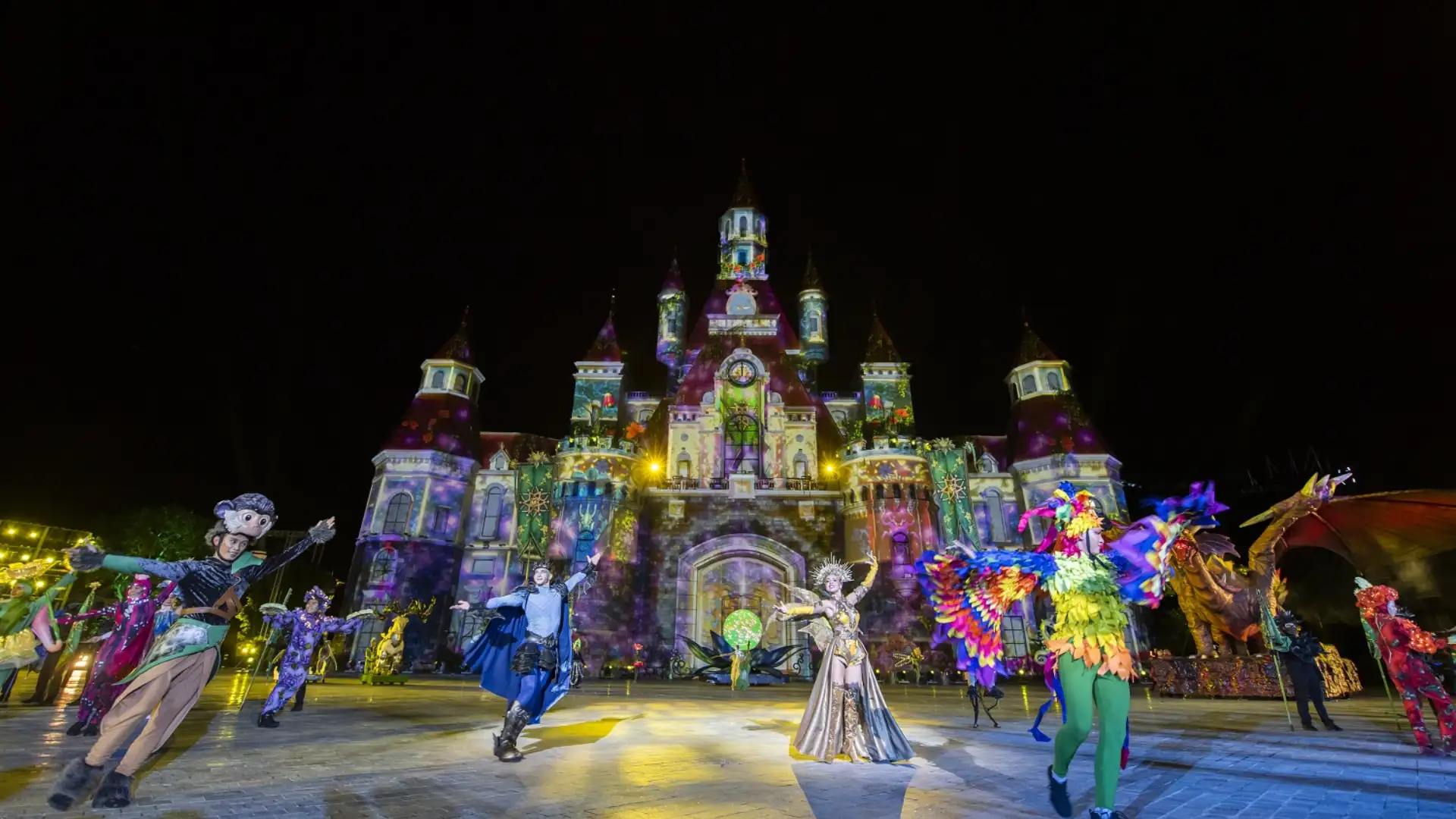 Công nghệ chiếu hình 3D Mapping tại Tata Show